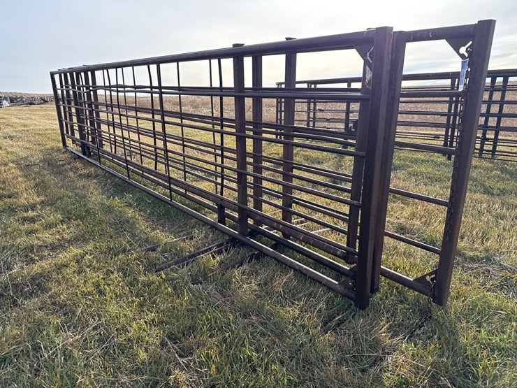 freestanding-panels-image-3