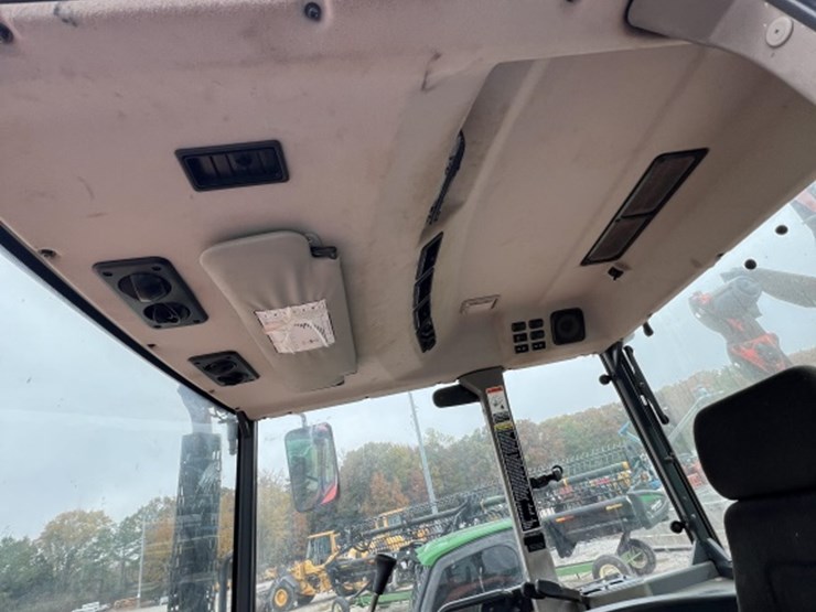 kubota-m108s-image-10