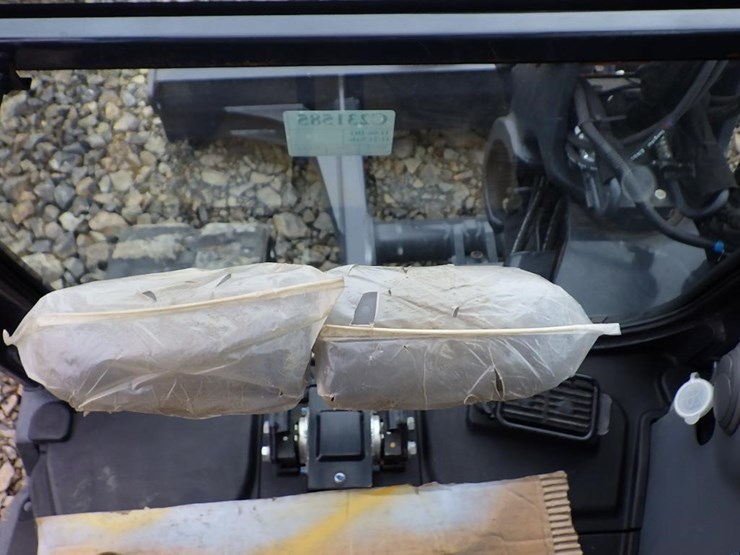 hitachi-zx40u-image-32