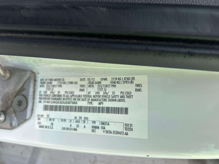 2013-ford-escape-image-5