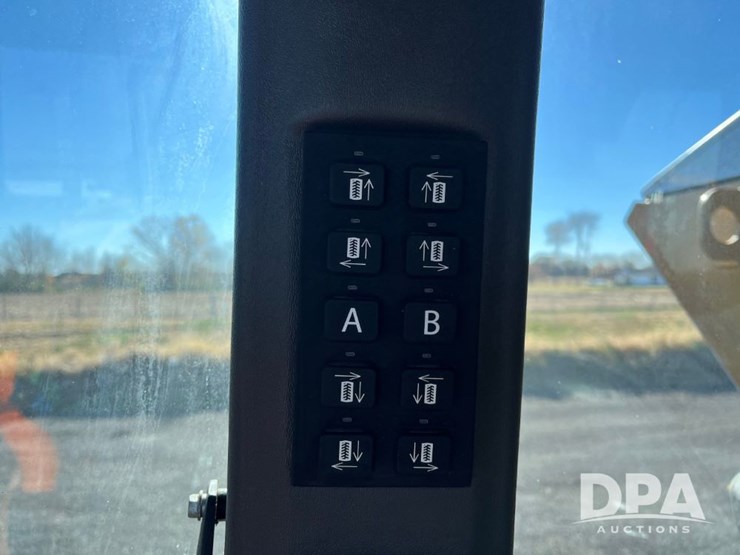 2017-ag-chem-rg1100b-image-92