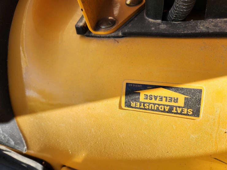 cub-cadet-gt2542-image-19