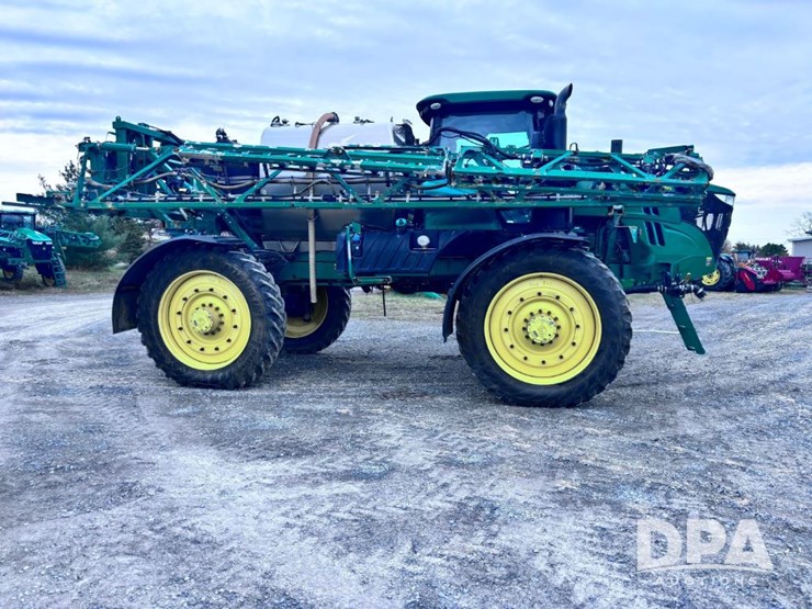 2020-john-deere-r4060-image-8