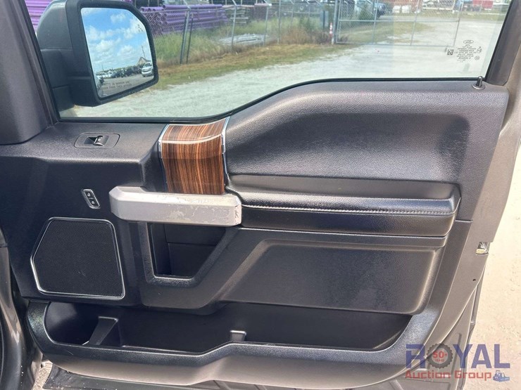 2016-ford-f150-image-25