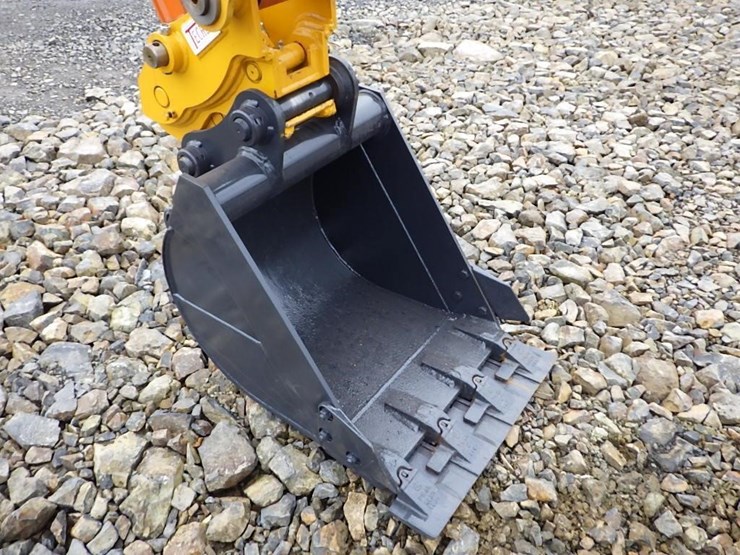 hitachi-zx40u-image-7