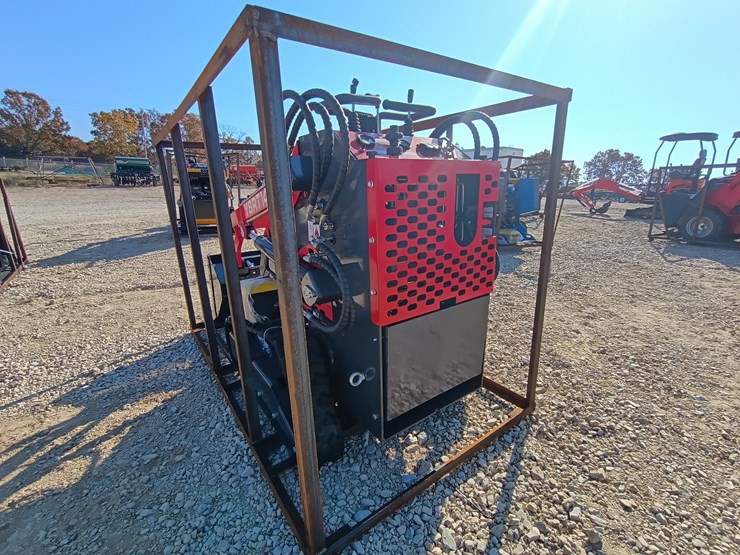 #l59-022-•-agt-ysrt14-mini-skid-steer-image-4