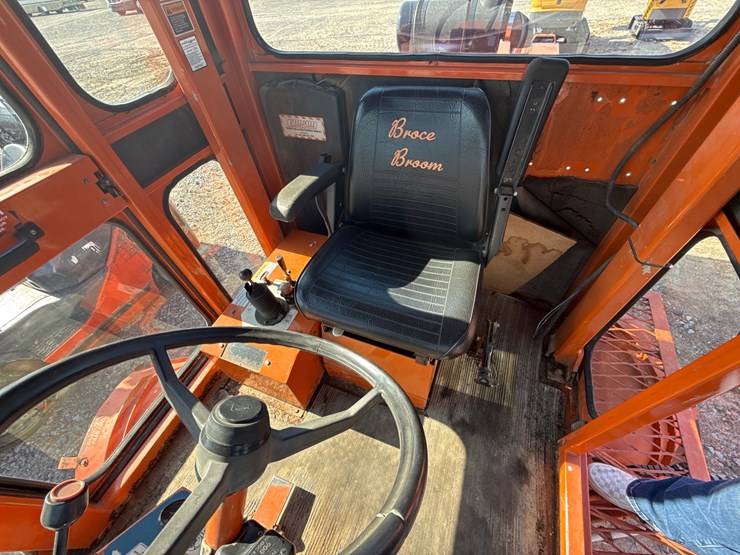 2010-broce-rj350-image-55