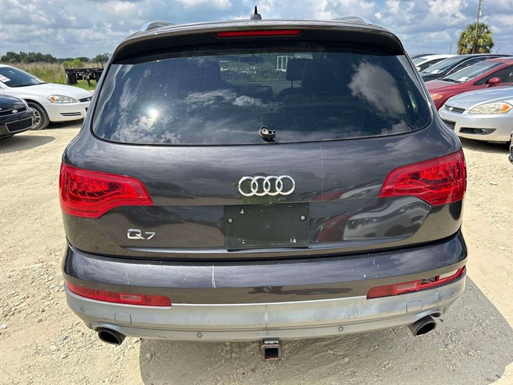 2013-audi-q7-image-22