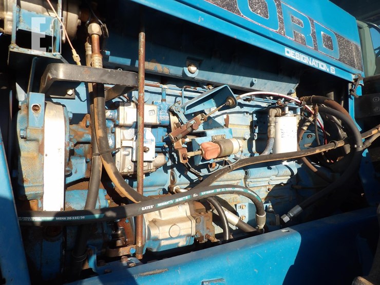 1993-ford-946-image-11