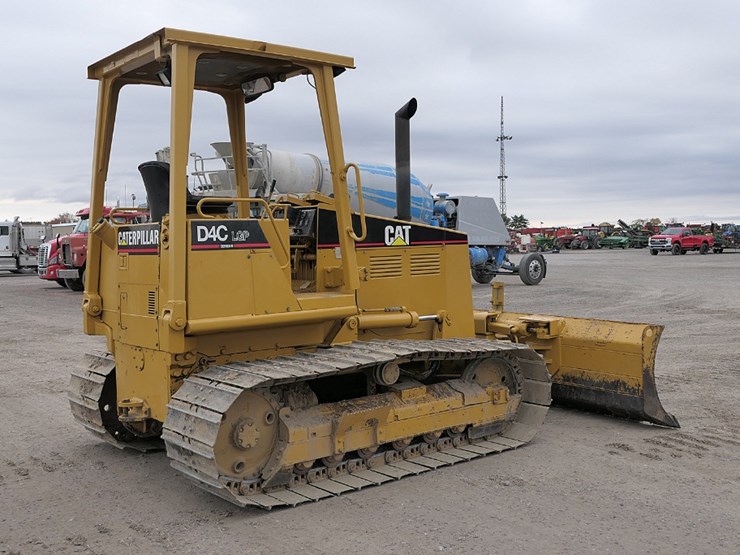 caterpillar-d4c-lgp-image-4