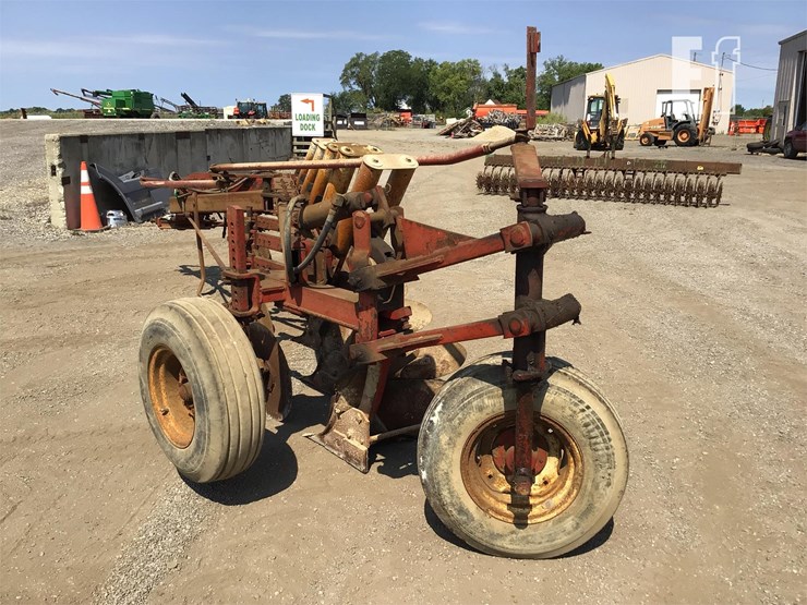 international-720-image-8