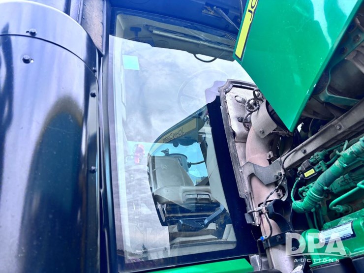 2020-john-deere-r4060-image-41