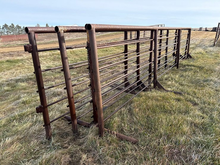 freestanding-panels-image-1