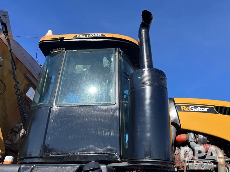 2015-ag-chem-rg1100b-image-31