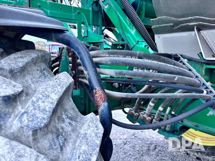 2020-john-deere-r4060-image-73