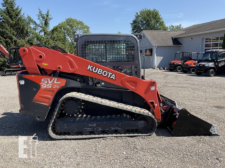 2020-kubota-svl95-2s-image-7