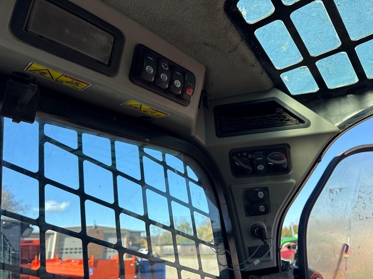 caterpillar-259d-image-14