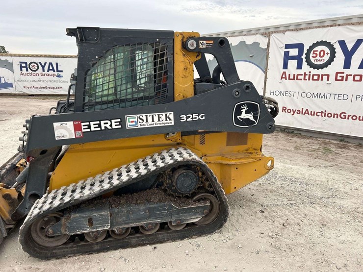 2020-deere-325g-image-14