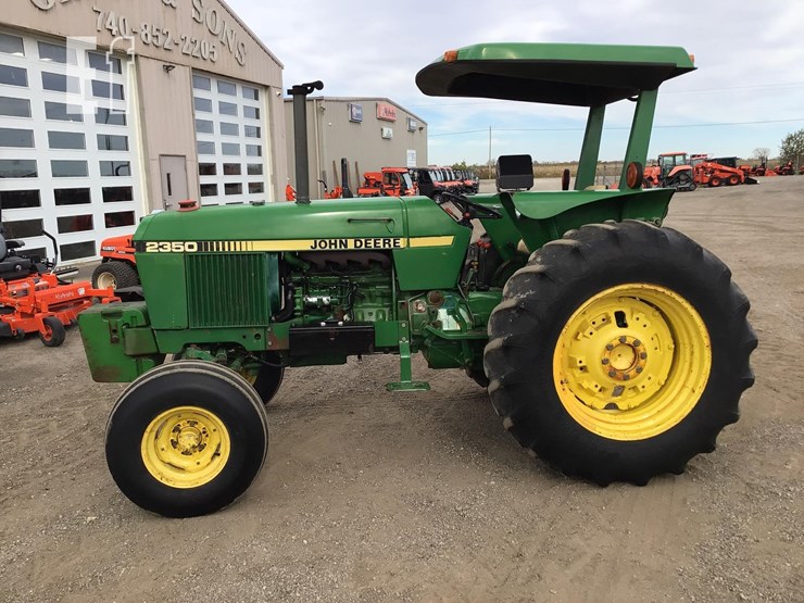 1985-john-deere-2350-image-4