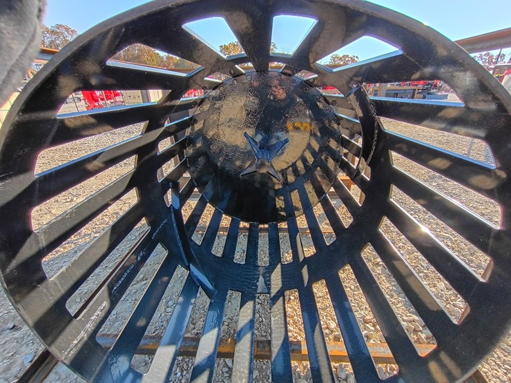 #l59-010-•-mower-king-rock-picker-skid-steer-attachment-image-9