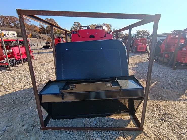 #l59-014-•-agt-sda-140t-mini-loader-image-3