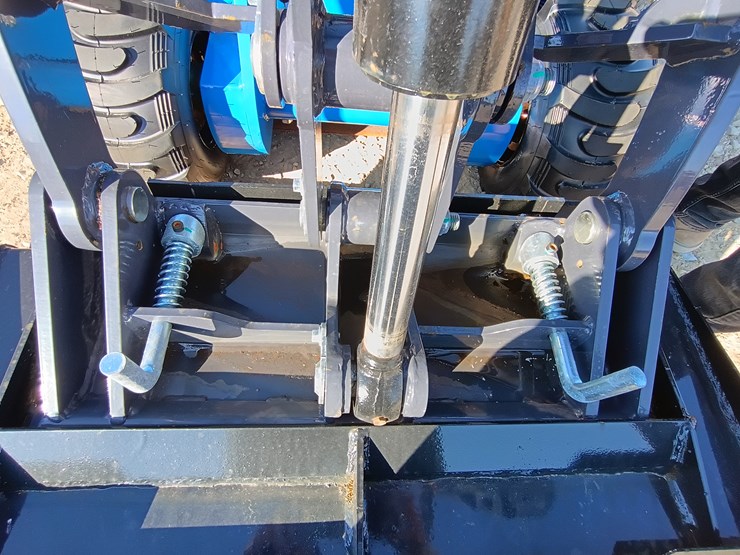 #l59-018-•-agt-mx-mrw14-mini-skid-steer-image-14