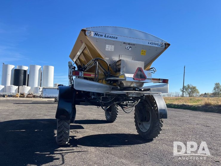 2017-ag-chem-rg1100b-image-10