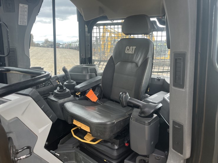 2020-caterpillar-d6-lgp-image-19