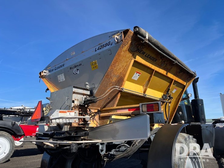 2015-ag-chem-rg1100b-image-39