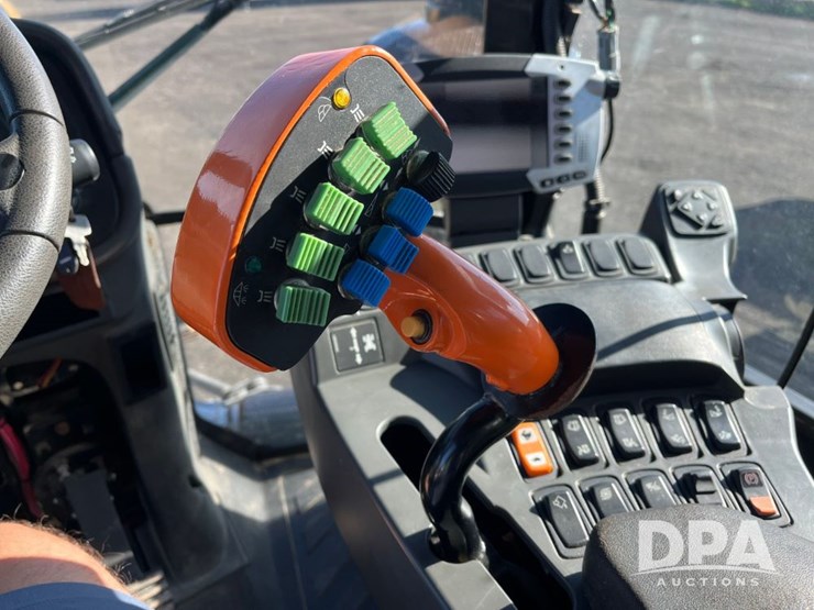 2015-ag-chem-rg1100b-image-82