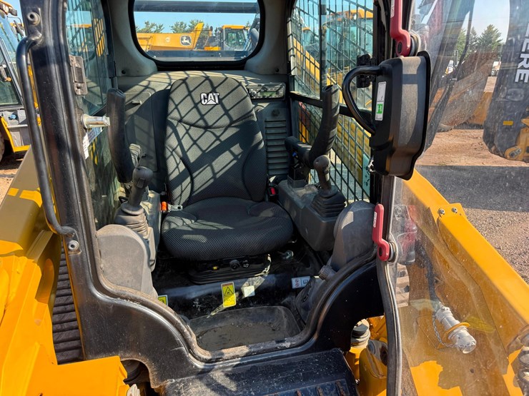 caterpillar-289d3-image-13