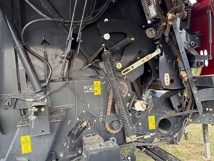 2015-case-ih-rb565-premium-image-7