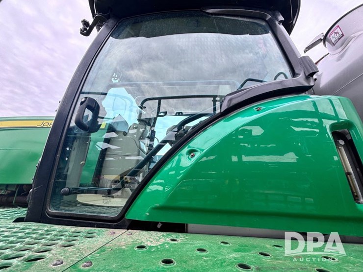 2020-john-deere-r4060-image-50