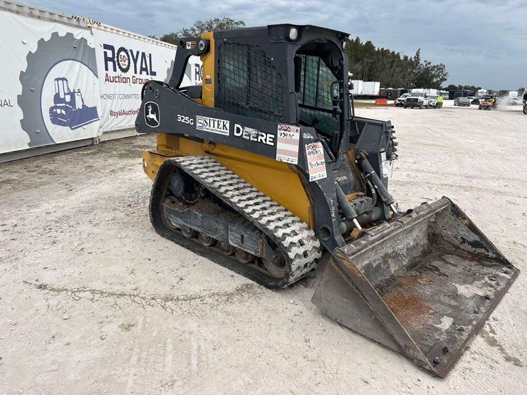 2020-deere-325g-image-2