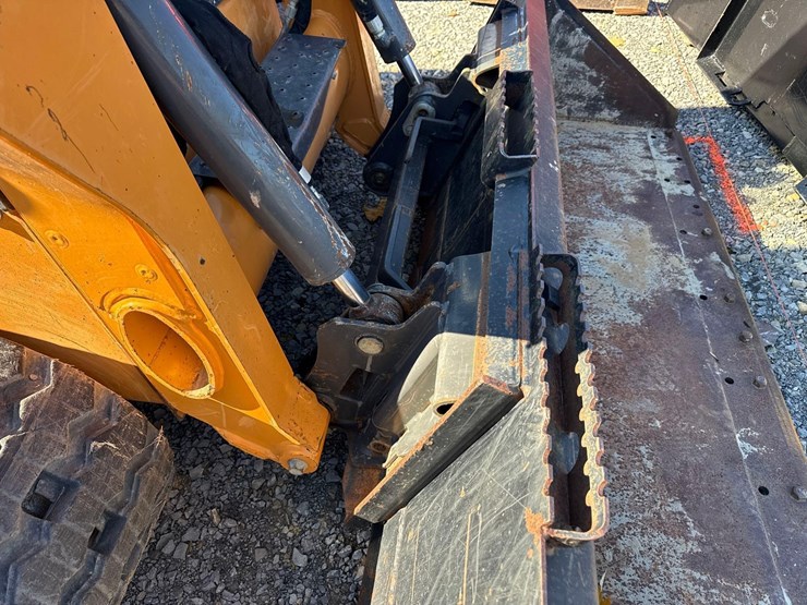 2023-case-tr270b-image-7