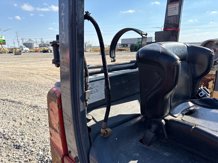 #94-•-toyota-forklift-inv#32788-image-19
