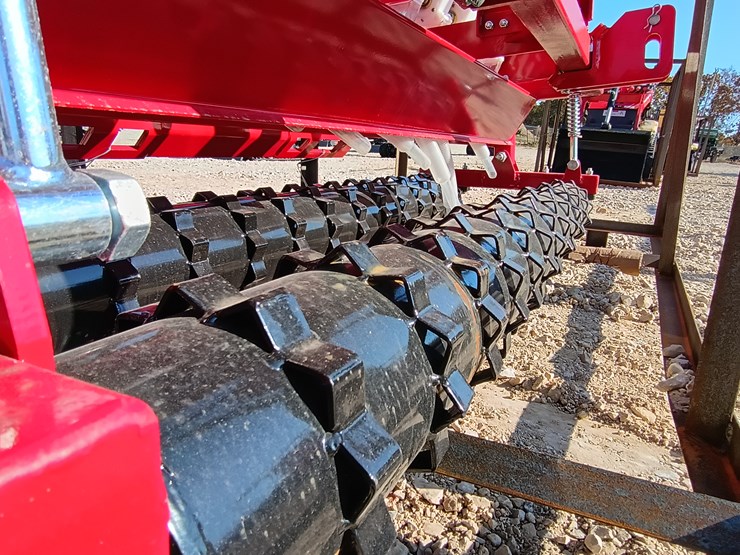 #l59-025-•-agt-seeder-skid-steer-attachment-(3-point)-image-9