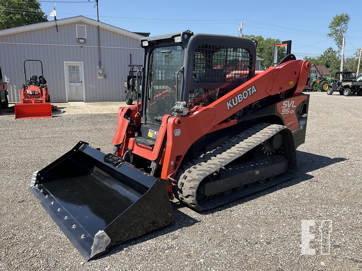 2020-kubota-svl95-2s-image-1