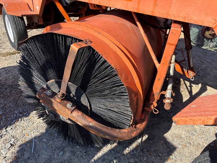 2010-broce-rj350-image-8