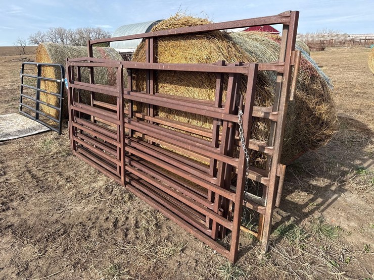homemade-livestock-panels-image-2