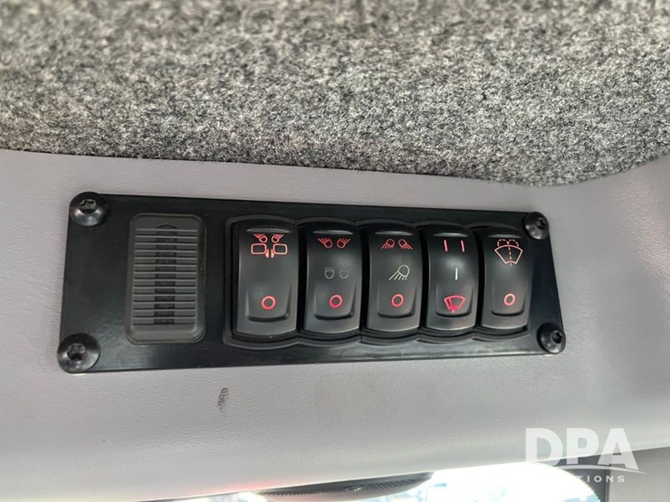 2014-miller-nitro-5275-image-60