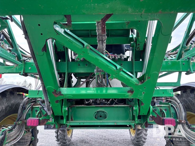 2020-john-deere-r4060-image-64