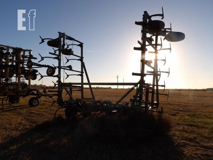 john-deere-1610-image-2