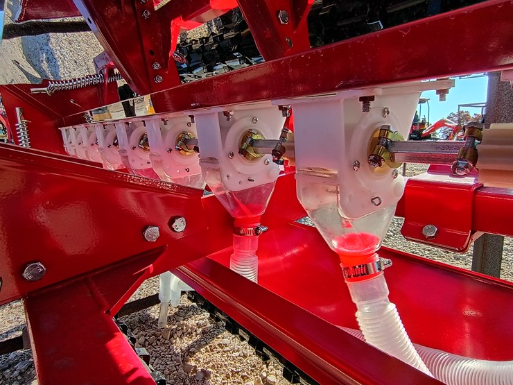 #l59-025-•-agt-seeder-skid-steer-attachment-(3-point)-image-11