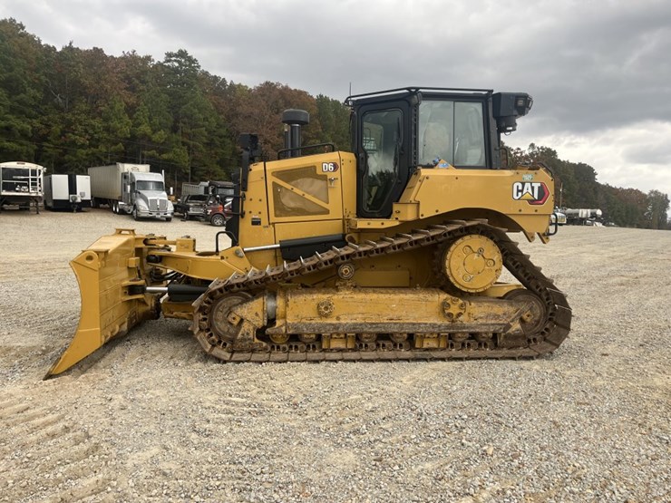 2020-caterpillar-d6-lgp-image-2