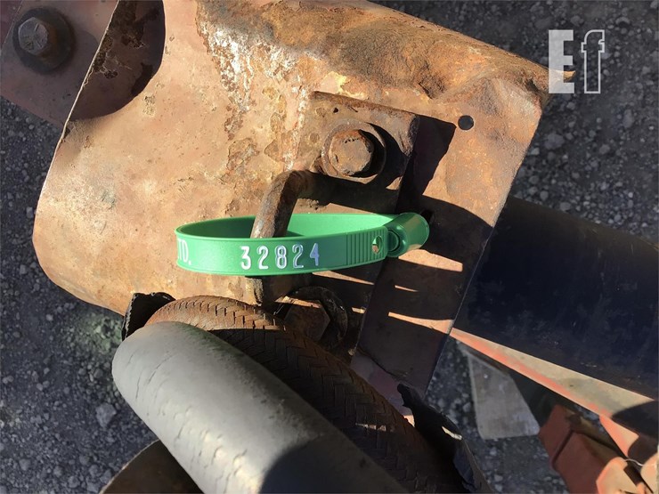 1979-new-holland-488-image-12