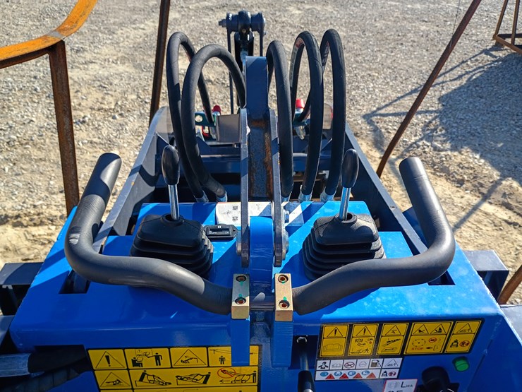 #l59-018-•-agt-mx-mrw14-mini-skid-steer-image-16