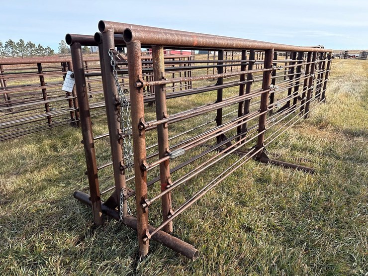 freestanding-panels-image-1