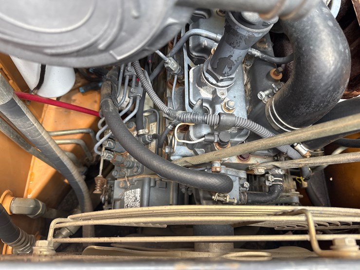 2009-case-420ct-image-21