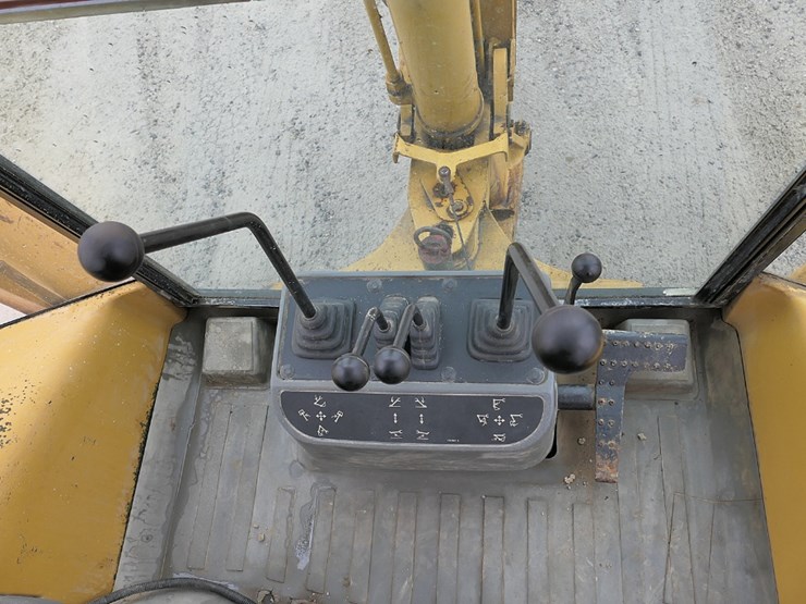 1998-caterpillar-416c-image-26